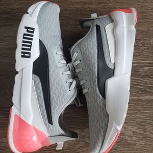 Puma Women Sneakers